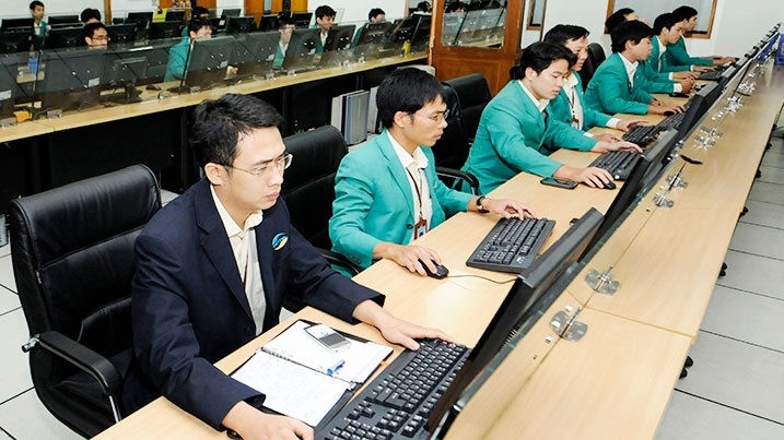 Viettel's telecommunications network operation centre (Photo: Tran Giang)