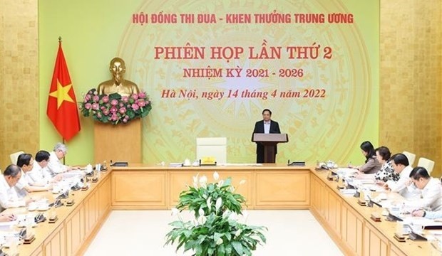 Prime Minister Pham Minh Chinh addresses the second meeting of the Central Emulation and Commendation Council on April 14 (Photo: VNA)