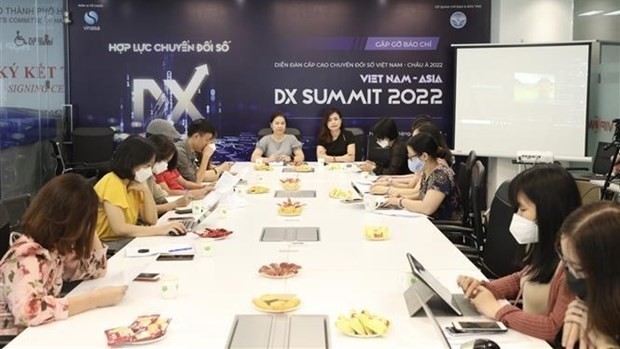 The press conference to announce the Vietnam - Asia DX Summit 2022 (Photo: VNA)