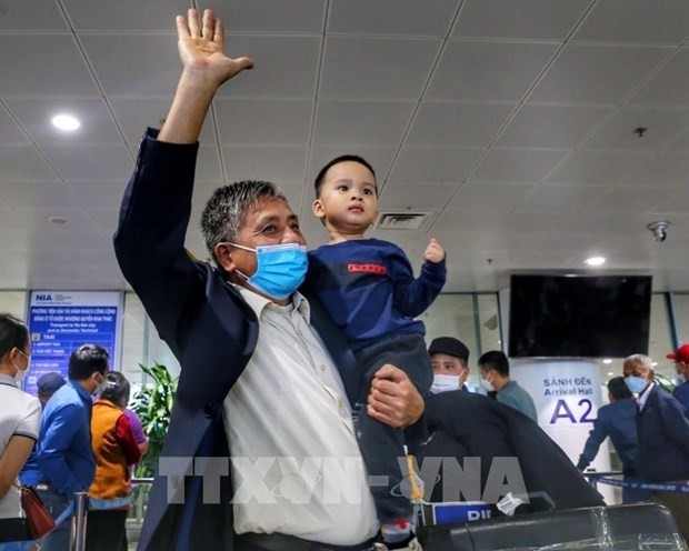5,200 Vietnamese people and their family members have been evacuated from Ukraine. (Photo: VNA)