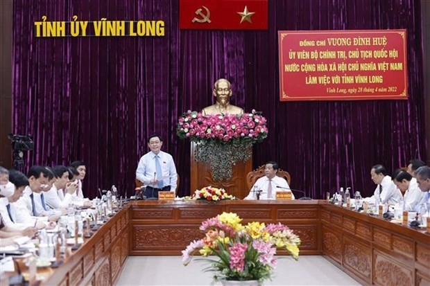 Chairman of the National Assembly Vuong Dinh Hue speaks at the event. (Photo: VNA)