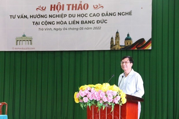 Deputy Director of the provincial Department of Labour, Invalids and Social Affairs Duong Quang Ngoc addresses the workshop on May 4. (Photo: VNA)