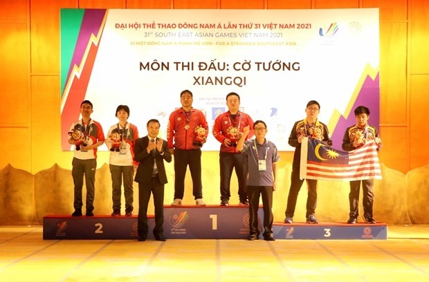Vietnam's Chinese chess squad secures a gold medal with 12 points after winning all six rounds in the team's blitz chess event. (Photo: VNA)