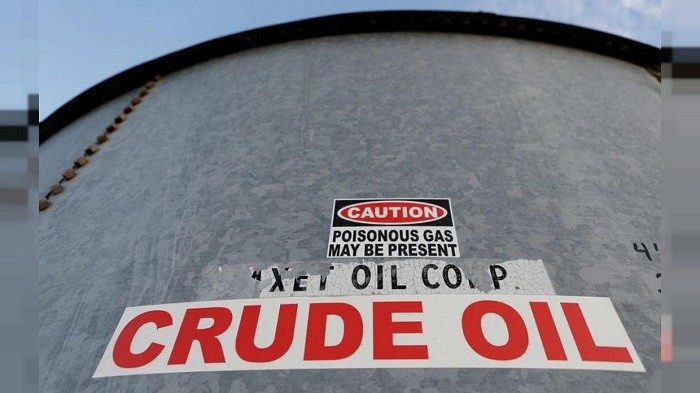 US crude oil production averaged 11.9 million barrels per day (b/d) during the week ending May 13, up by 100,000 b/d from the previous week, the US Energy Information Administration (EIA) said Wednesday.