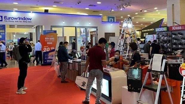 Up to 200 domestic and overseas businesses are joining International Vietbuild Exhibition 2022 in Da Nang.  (Photo cafeland.vn)