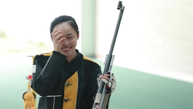 Phi Thanh Thao triumphs the women’s 50m Rifle 3 Positions on May 20. (Photo: VNA)