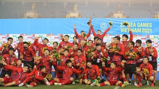 With a 1-0 victory over Thailand on May 22, Vietnam claimed back-to-back gold medals in the Southeast Asian Games men's football tournament. (Photo: VNA)