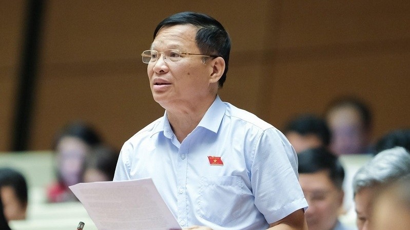 Deputy Tran Van Tien from Vinh Phuc at the debate session. (Photo: quochoi.vn)