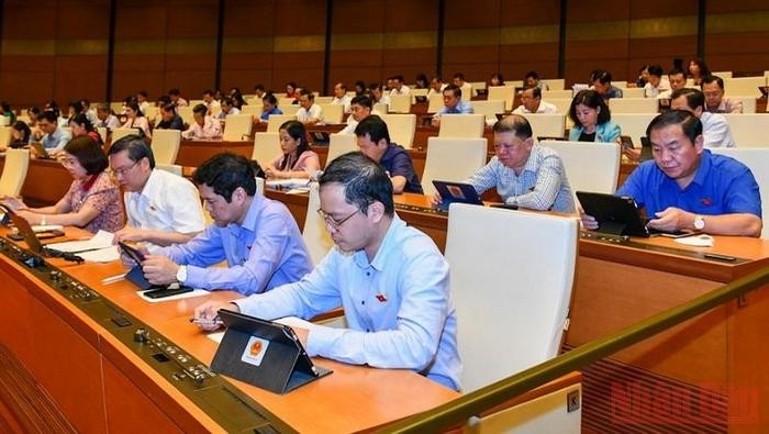 In the afternoon,  two other draft revised laws were tabled for discussions. (Photo: NDO)