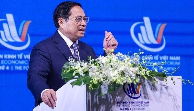 PM Pham Minh Chinh speaks at the high-level session of the 4th Vietnam Economic Forum (Photo: VGP)