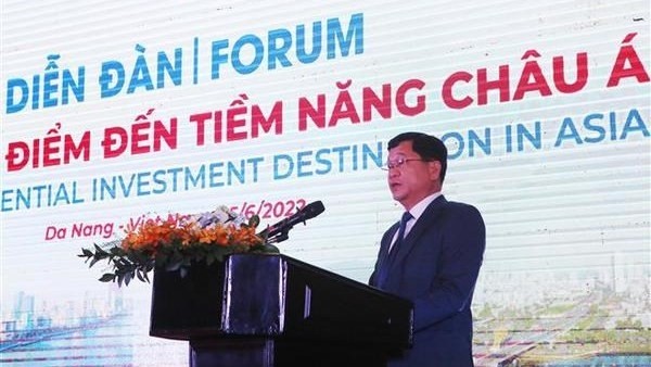 Vice Chairman of the municipal People’s Committee Tran Phuoc Son addresses the event. (Photo: VNA)