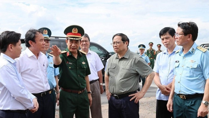 Prime Minister Pham Minh Chinh on July 9 urged speeding up preparations for the construction on the T3 terminal of Tan Son Nhat International Airport. (Photo: VNA)