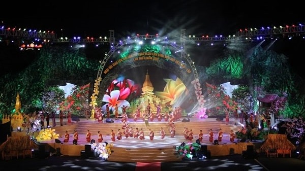 At the second Cultural, Sports and Tourism Exchange Festival for Vietnam - Laos border areas in Son La in 2017. (Photo: qdnd.vn)