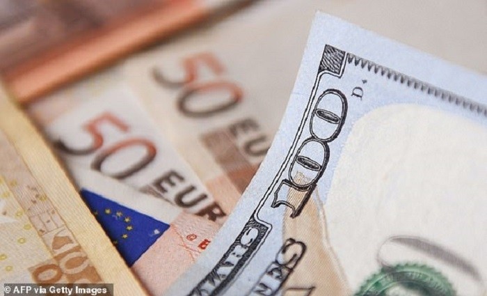 For the first time in two decades, the euro on Tuesday falls to parity with the USD, meaning one USD is equal in value to one euro. The single currency of 19 European Union countries has not fallen to or below a one-to-one exchange rate with the USD since December 2002.