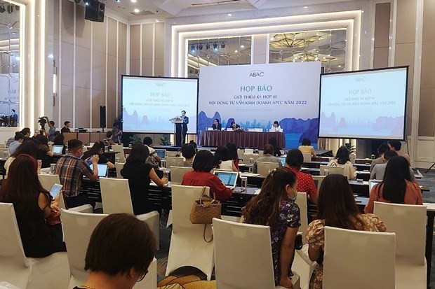 The press conference about the third ABAC meeting in Hanoi on July 12 (Photo: baoquocte.vn)