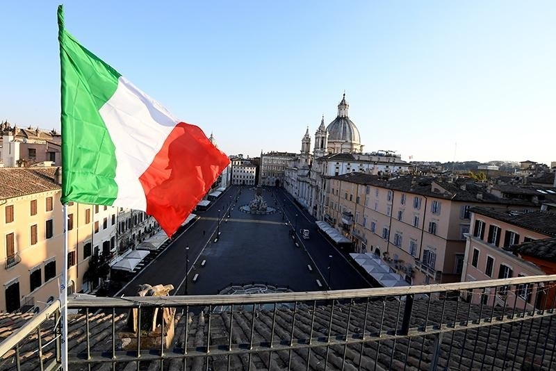 Piazza Navona Square is empty during the blockade against COVID-19, Rome, Italy, April 4, 2020. (Photo: Reuters)