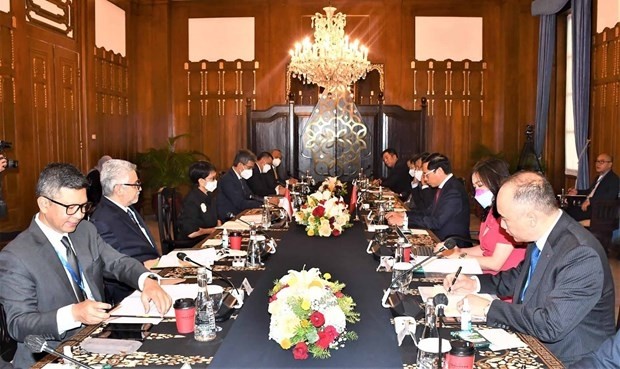 Vietnamese Minister of Foreign Affairs Bui Thanh Son and his Indonesian counterpart Retno Marsudi co-chaired the fourth meeting of the Joint Committee on Bilateral Cooperation. (Photo: VNA)