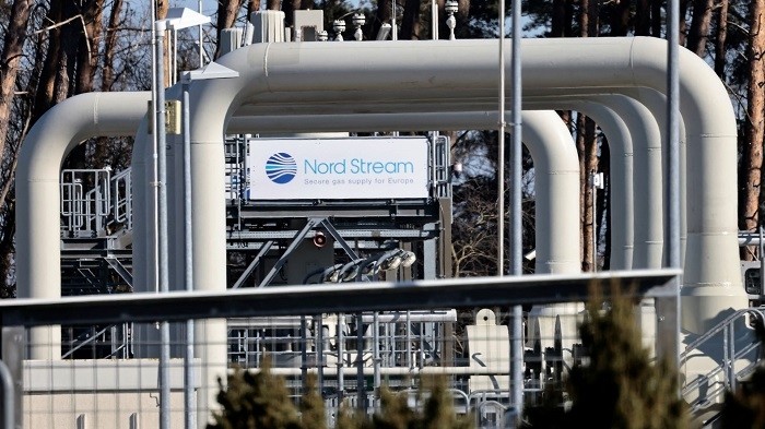 Physical flows of Russian gas through Nord Stream 1 pipeline to Germany remained stable on Friday, while eastbound gas flows via the Yamal-Europe pipeline to Poland from Germany declined, operators' data showed.