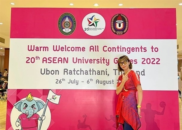 Doan Thu Hang wins the women's 3,000m steeplechase in her ASEAN University Games debut. (Photo from Doan Thu Hang facebook )