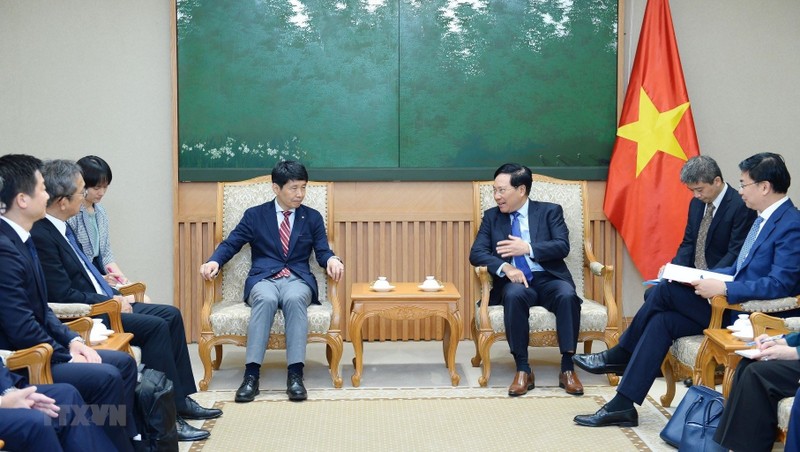 Deputy Prime Minister Pham Binh Minh receives Governor of Japan’s Gunma Prefecture Yamamoto Ichita. (Photo: VNA)