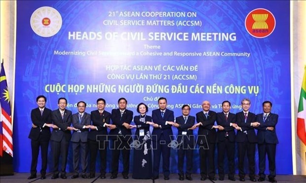 ASEAN heads of civil service meet in Hanoi on August 5  (Photo: VNA)