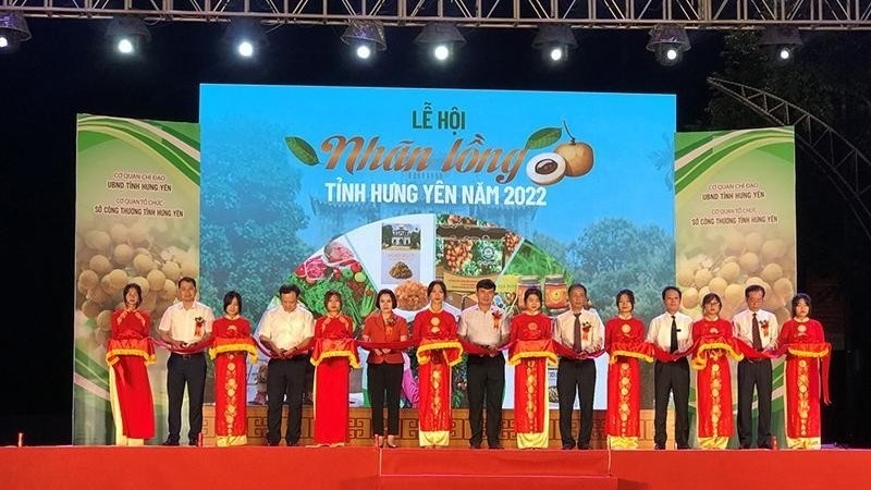 The opening ceremony of the Hung Yen Longan Festival.
