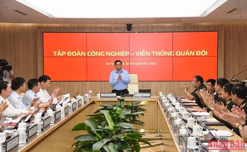 Prime Minister Pham Minh Chinh at the working session (Photo: NDO)