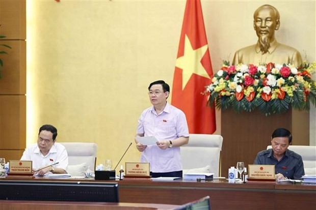 National Assembly Chairman Vuong Dinh Hue delivers his speech at the session. (Photo: VNA)