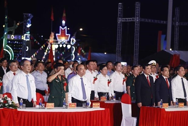 At the ceremony marking the 50th anniversary of Cam Doi victory (Photo: VNA)