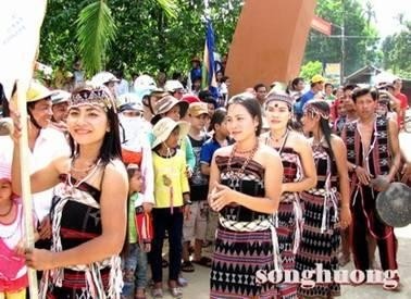 Culture, sports and tourism festival held in Thua Thien-Hue