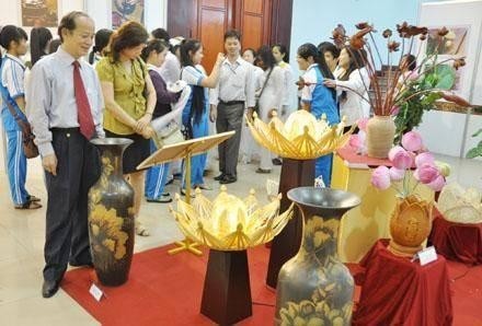 Ho Chi Minh City to host exhibition and referendum on national flower