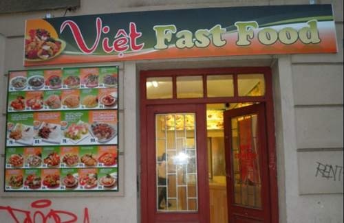 A Vietnam food shop in the Czech Republic  (Photo: baodientu.chinhphu.vn)