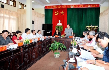 At the working session.  (Photo: baotuyenquang.com.vn)