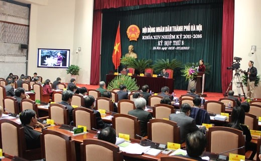 At the meeting of the Hanoi municipal People's Council this morning (Photo: hanoimoi)