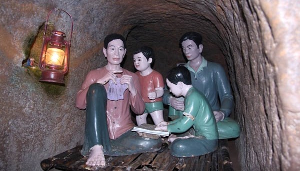 A family room in Vinh Moc tunnels