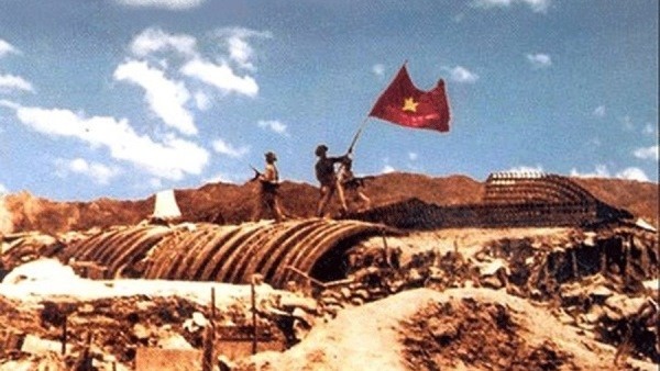 A scene from Roman Karmen's documentary Vietnam