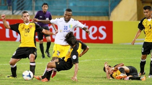 Hanoi T&T (in white) becomes the second Vietnamese team to make this year’s AFC Cup quarterfinals.
