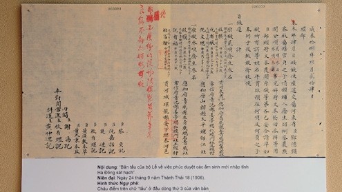 A document commented and approved by King Thanh Thai in 1906