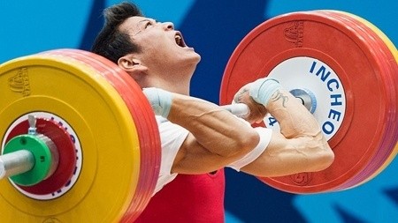 Top Vietnamese weightlifter Thach Kim Tuan