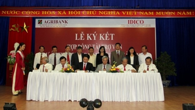 Agribank and IDICO sign the agreement in Hoi An. (Image credit: nongnghiep.vn)