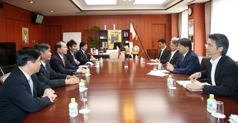 At the working session between Deputy PM Vu Van Ninh and the Japanese Minister of Agriculture, Forestry and Fisheries Yoshimasa Hayashi. (VGP)