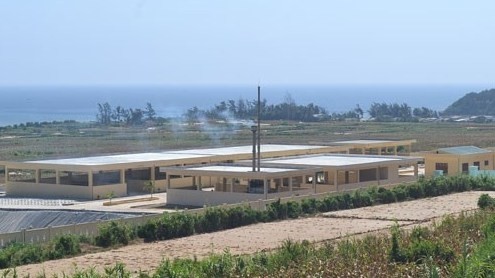 Overview of the first solid waste treatment plant on Ly Son Island (Photo: Hien Cu)