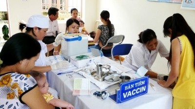Vietnam makes 10 out of the 12 vaccines used in the national vaccination programme, which provides vaccinations for 1.7 million newborns annually.