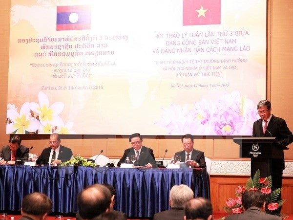 Politburo member and Head of the Party Central Committee’s Commission for Communication and Education Dinh The Huynh speaks at the event. (Image credit: VNA)