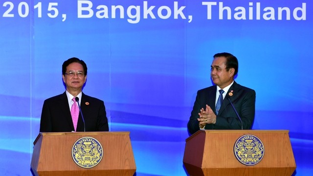 The two PMs at the joint press conference