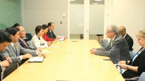 NA Chairman Nguyen Sinh Hung meets with President of the 70th UN General Assembly Mogens Lykketoft. (Credit: VNA)