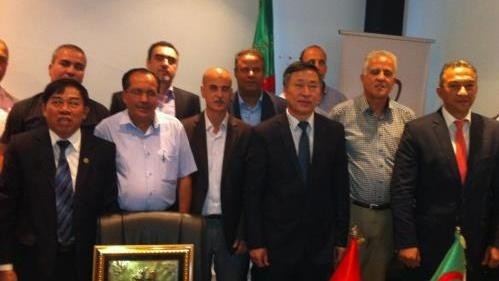 Vietnamese Ambassador to Algeria Vu The Hiep and business representatives from Blida province