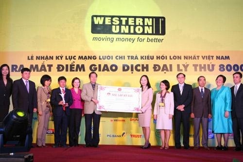 Western Union opens its 8,000th  location in Hai Duong province.