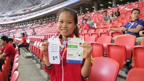  Lai Thi Ngoc Anh grabs a gold medal in the women’s long jump event (Photo: VOV)