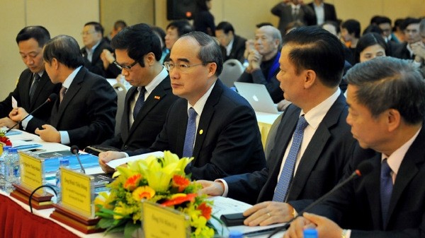 VFF President Nguyen Thien Nhan (third from right) at the conference